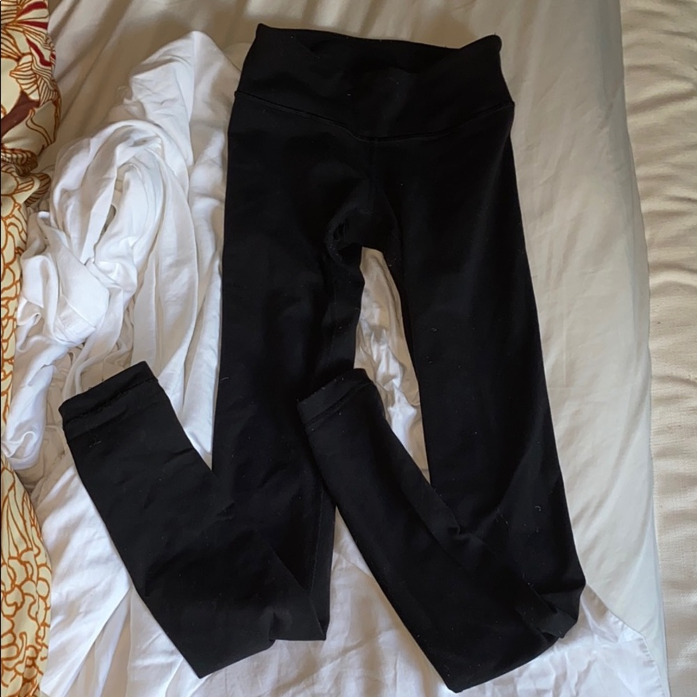 Black Wunder Under Low Rise Lululemon Leggings